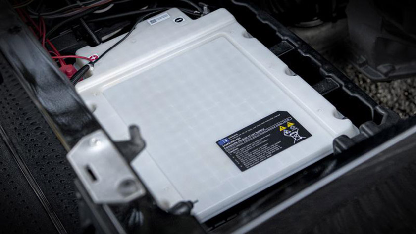 An inside look at the ELiTE lithium battery included in an E-Z-GO Express L6 vehicle.