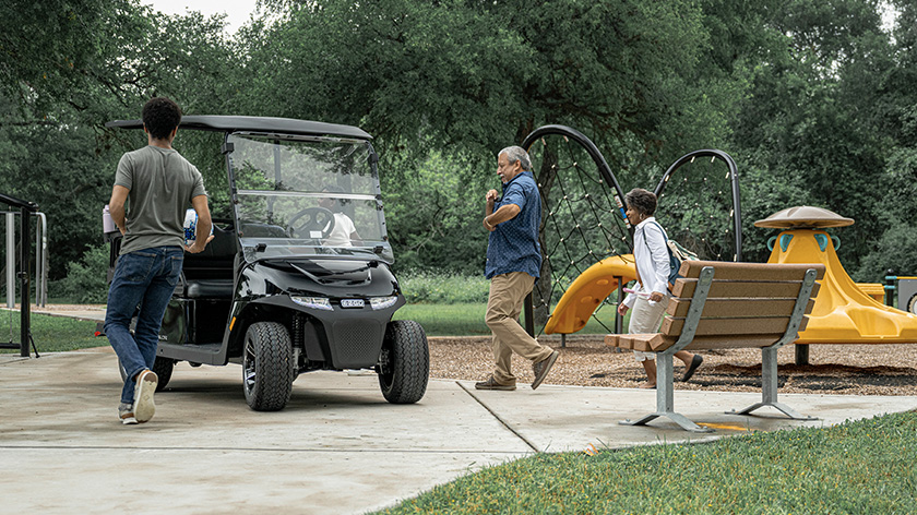 E-Z-GO Valor 4 Golf Cart